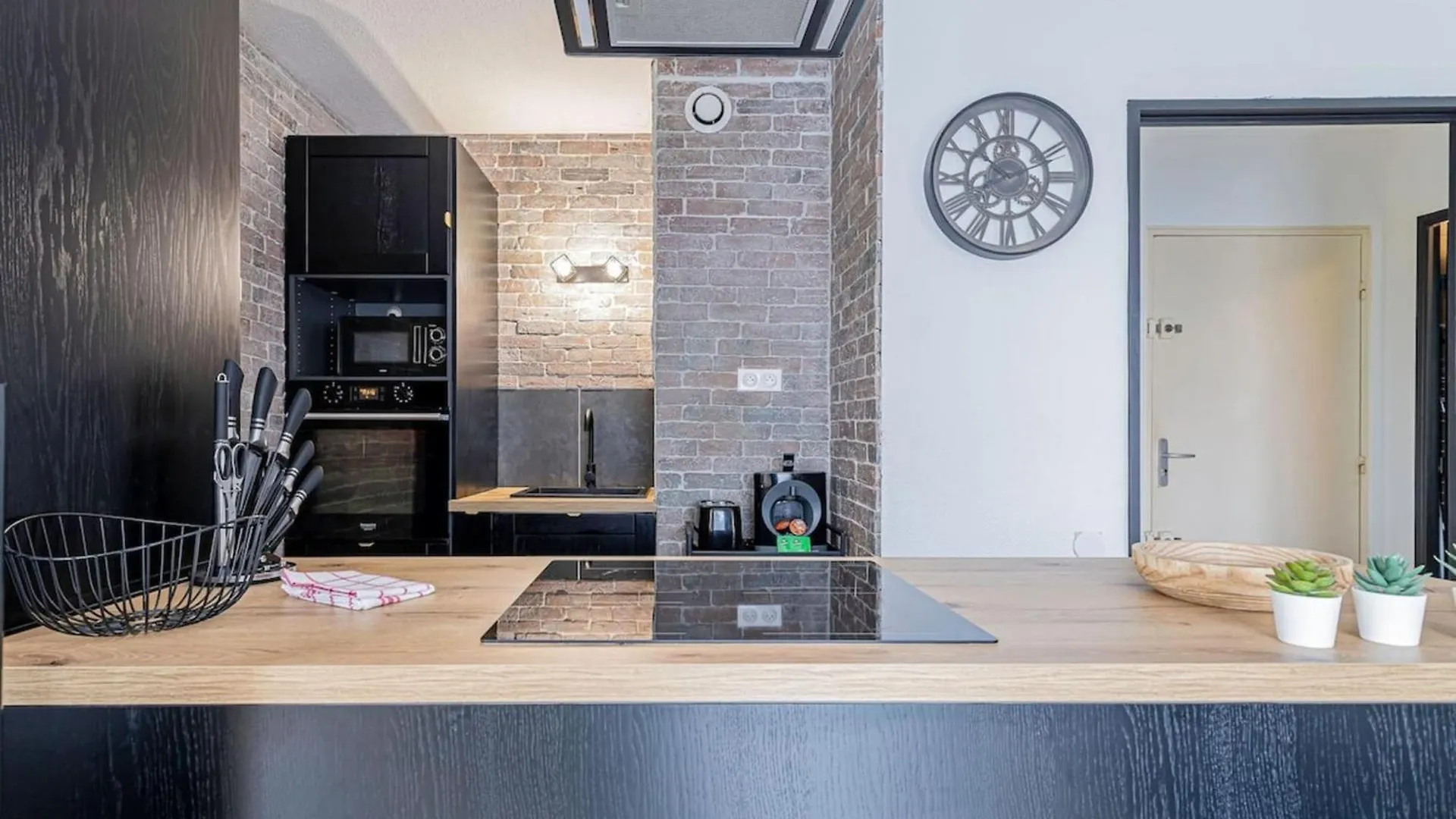 Moundi Piscine-Parking-Balcon Proche Hippodrome Appartement Toulouse Frankrijk